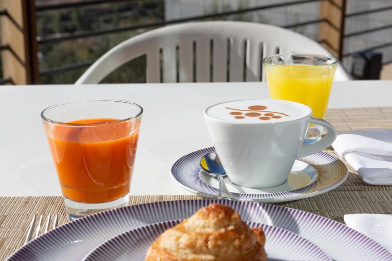 Cramim By Isrotel Exclusive Kiryat Anavim Eksteriør bilde A typical breakfast in Spain